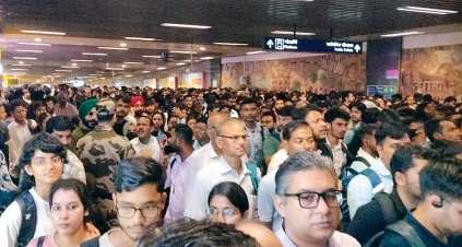 यलो लाइन पर 4.35 घंटे मेट्रो सेवा प्रभावित, परेशान हुए यात्री