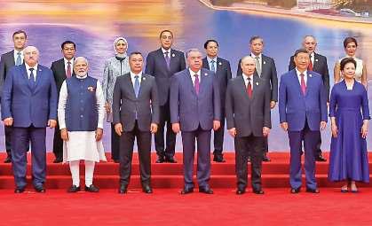 पुतिन ने कहा- रूस और चीन ब्रिक्स देशों के विरुद्ध भेदभावपूर्ण प्रतिबंधों के विरोधी