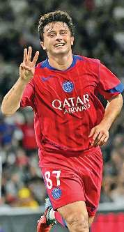 नेवेस की हैटट्रिक से पीएसजी की बड़ी जीत