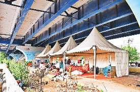 यमुना उफनाते ही फिर राहत शिविरों में भेजे जाने लगे लोग