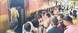 पंजाब जा रहे 10 नाबालिगों को बचाया, तस्करी की आशंका