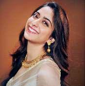 निभाना है शिक्षक का पात्र