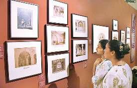 हर मुश्किल दौर और बदलाव के बीच जब दिल्ली ने कहा, मैं जीवित हूं...
