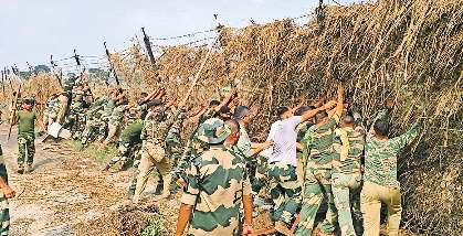 रावी में पानी घटा, सीमा पर कंटीले तार ठीक करने में जुटे जवान