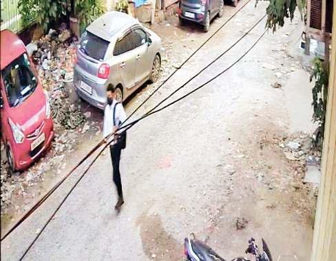 गूंगा-बहरा बन करते थे चोरी, दो पकड़े