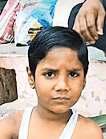 सार्वजनिक शौचालय के खुले गटर में गिरने से नौ वर्षीय बच्चे की मौत