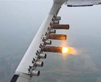 बादलों में नमी घटी, क्लाउड सीडिंग रुकी