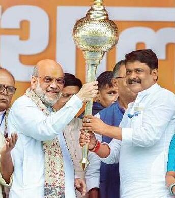 बिहार में नीतीश, सीएम पद की वेकेंसी नहीं