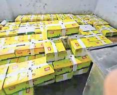 रिफाइंड तेल से बना रहे थे नकली घी, बवाना में फैक्ट्री पकड़ी, दो आरोपित किए गिरफ्तार