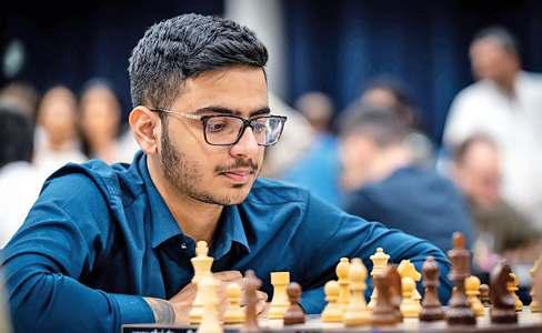 रौनक को डेनियल ने ड्रा पर रोका