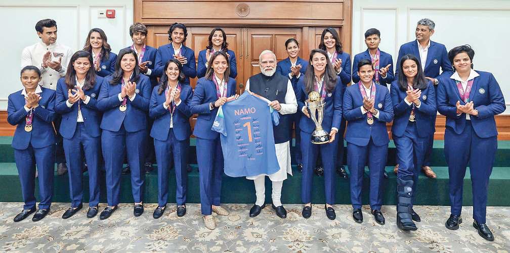 देश की बेटियों ने रचा नया इतिहास : मोदी