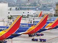 अमेरिका में 700 उड़ानें हुई रद, हजारों यात्रियों के सामने संकट