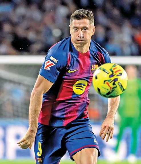 लेवांडोस्की की हैटट्रिक से जीता बार्सिलोना