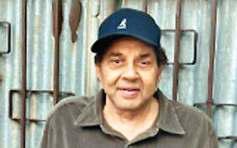 हिंदी फिल्म जगत के ही-मैन धर्मेंद्र की हालत स्थिर