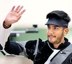 ऐश्वर्या व ईशा-सम्राट की जोड़ी ने जीते रजत पदक