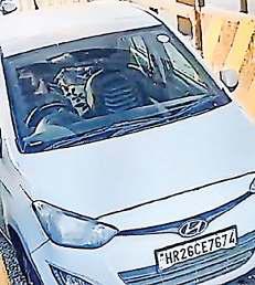 उमर ने लाल किला पार्किंग में ही बनाया था बम