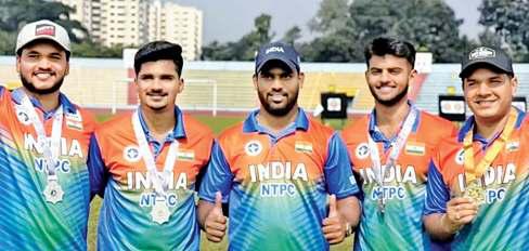 भारतीय तीरंदाजों ने जीते तीन स्वर्ण