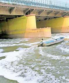 यमुना नदी में गिरने वाले 75 नालों पर लगेगा फ्लो मीटर