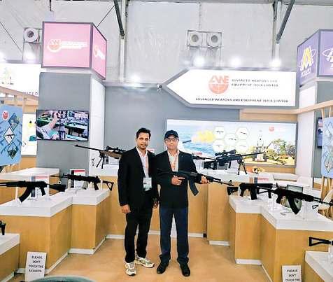 स्वदेशी एक्सकैलिबर राइफल को किया प्रदर्शित