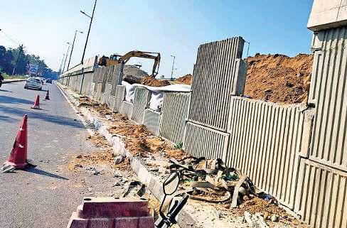 ग्रीनफील्ड हाइवे पर सहारनपुर में स्लैब खिसके, संचालन बंद