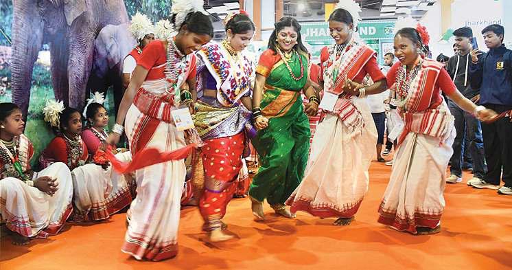 संघर्ष-सफलता की कहानियां बयां कर रहा मेला