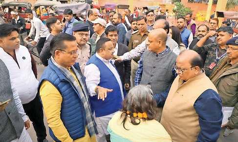 पुरानी दिल्ली में रोजाना दो-तीन बार चलेगा अतिक्रमण के विरुद्ध अभियान