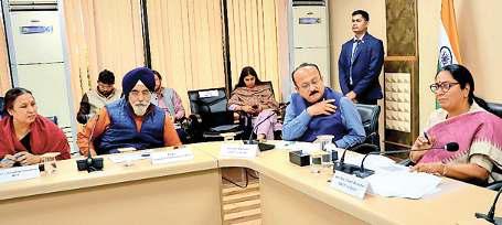 सफाई में लापरवाही पर नाराज हुईं मुख्यमंत्री