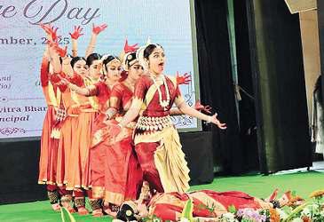 ‘दुनिया को क्षमता दिखा रहीं बेटियां’