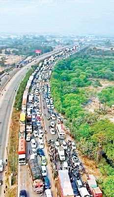 बच्चों से दुष्कर्म के विरोध में रायसेन में सड़कों पर उतरी भीड़, भोपाल तक 35 किमी लंबा जाम