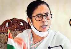 केंद्र सरकार पर गरजीं ममता, कहा- अगर मुझे चोट पहुंचाने की कोशिश की तो भाजपा की नींव हिला दूंगी