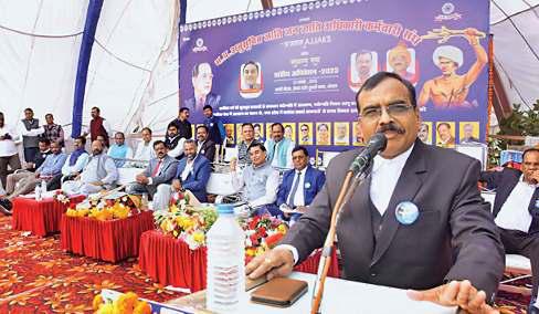 आरक्षण की लड़ाई में ब्राह्मण बेटियों को घसीटा, आईएसएस के बयान पर उबाल