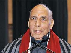 हर कठिन परिस्थिति में ऐसे युवा अधिकारी: राजनाथ