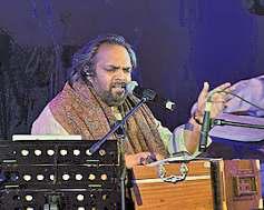 निश्चल जवेरी की गजलों से सुरमयी हो गई शाम