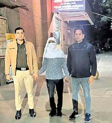 ब्यूटी पार्लर में पत्नी की गला घोंटकर हत्या