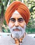 'निगम कर्मियों को अब हर माह मिल रहा समय से वेतन'