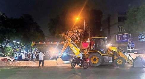 सड़क सुरक्षा की मुहिम रंग लाई, बादली-बवाना रोड पर पांच अवैध कट बंद