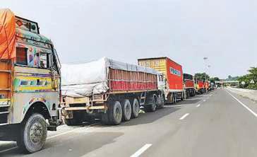 सुरक्षित सफर को चाहिए जिम्मेदार प्रयास