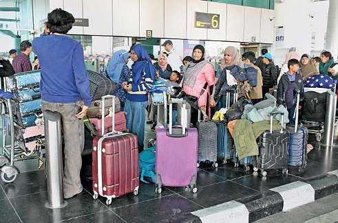 कोई एयरलाइन यात्रियों को परेशान नहीं कर सकेगी: नायडू