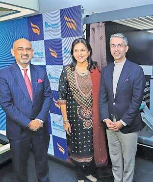 अपोलो स्पेक्ट्रा अस्पताल में मल्टी रोबोट सर्जिकल इकोसिस्टम का किया शुभारंभ