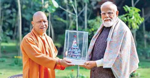 योगी ने की मोदी-शाह से मुलाकात, मंत्रिमंडल फेरबदल के साथ चुनावी रणनीति पर की चर्चा