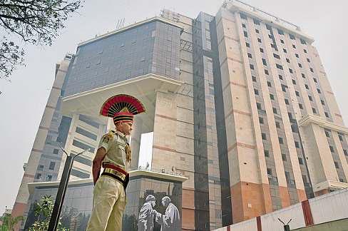 गुटबाजी में आउट-ऑफ-टर्न प्रमोशन में पिछड़ी स्पेशल सेल, क्राइम ब्रांच आगे