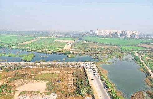 करोड़ों के आशियाने, सुविधाएं कुछ नहीं
