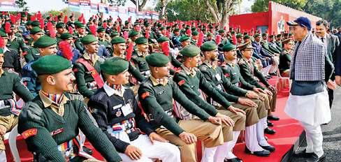 युवाओं को हर चुनौती का सामना करने के लिए तैयार रहना चाहिए