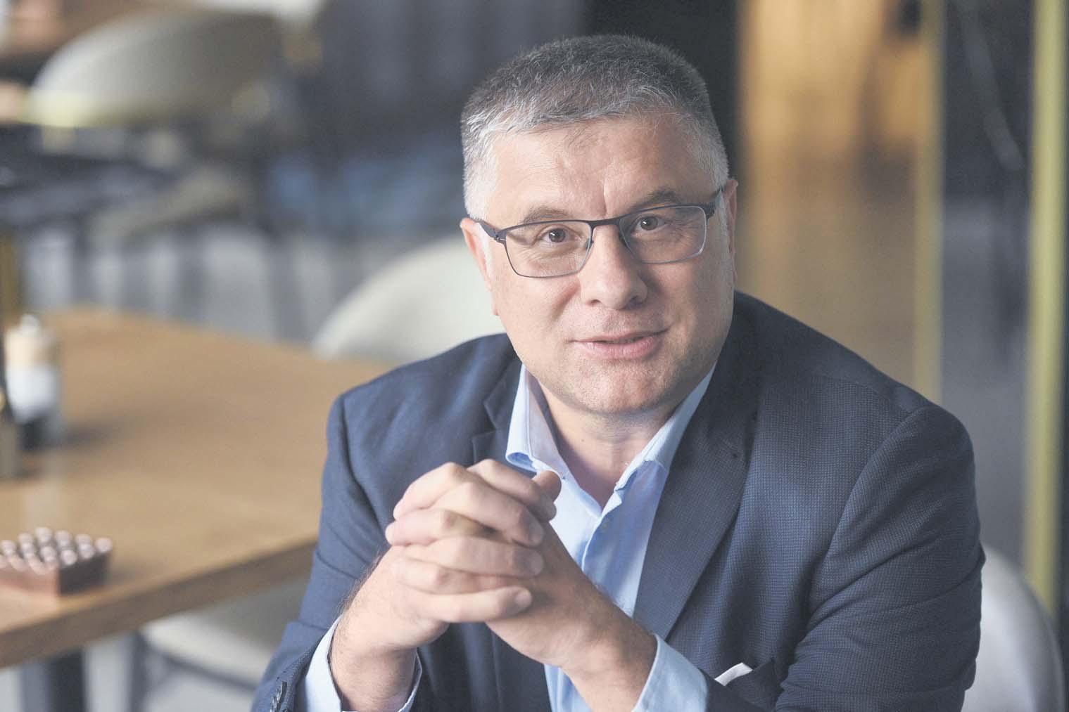 Keeping Goals in Sight