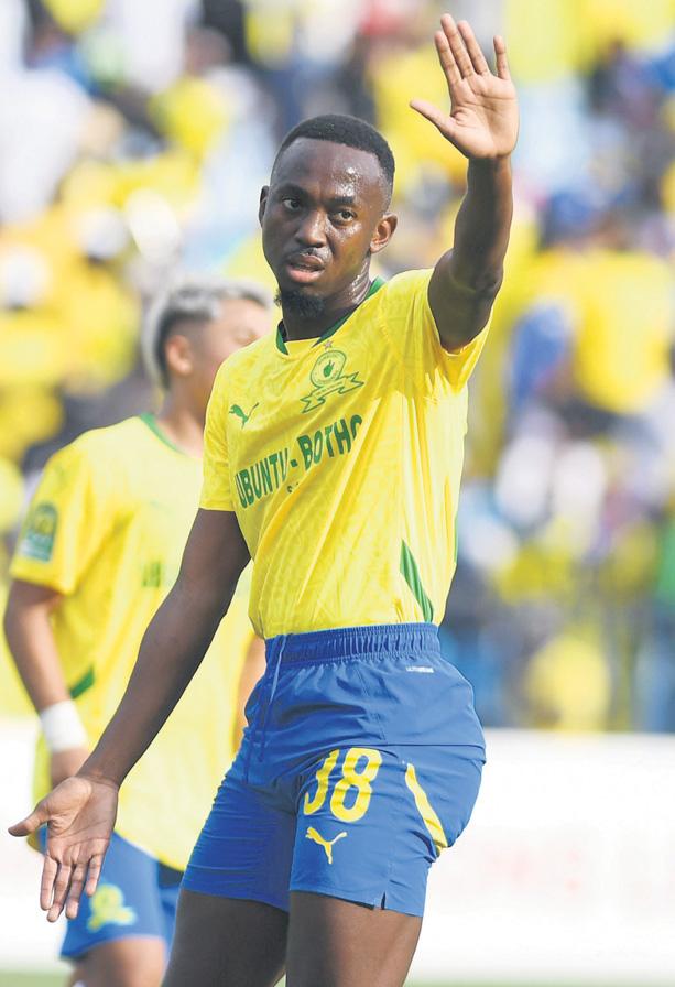 Shalulile happy to just pitch in