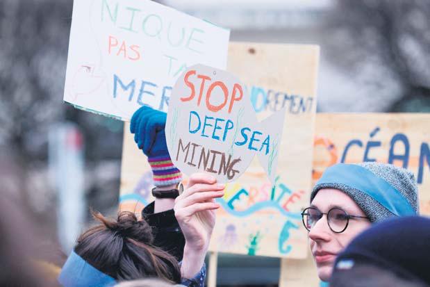 Race to Name Deep-Sea Species