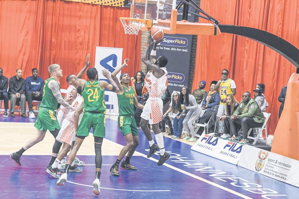 Sport's Execs Drop Ball