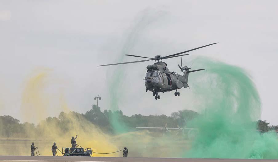 Dire state of defence force 'old hat' - Holomisa