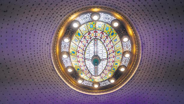 Toast to century of stars, sovereigns