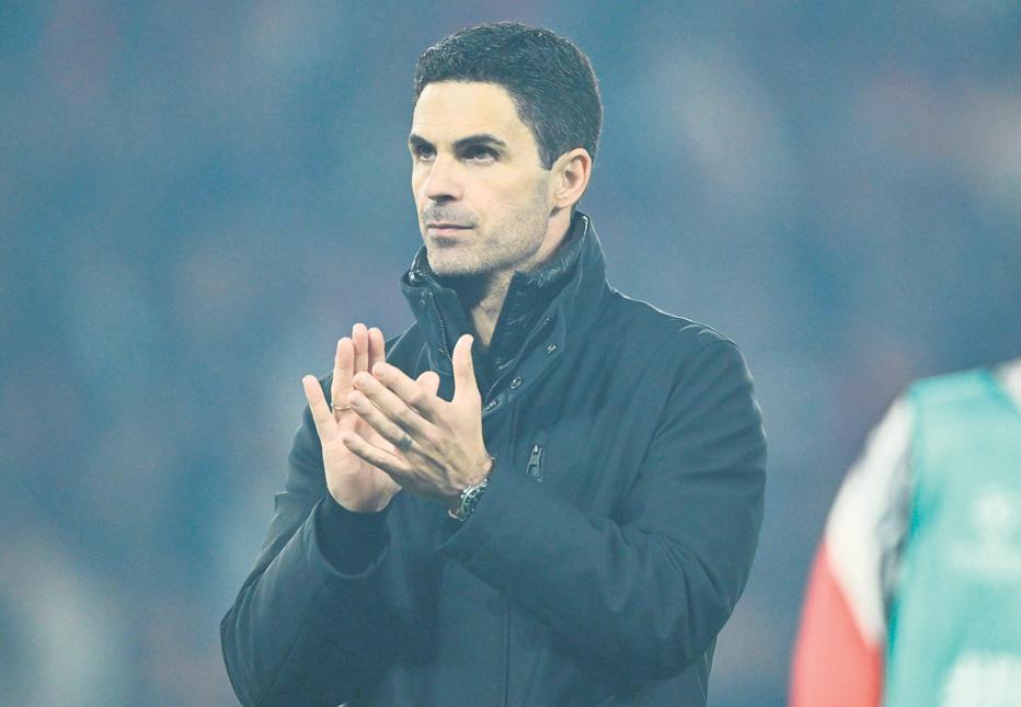 Arsenal fall short again